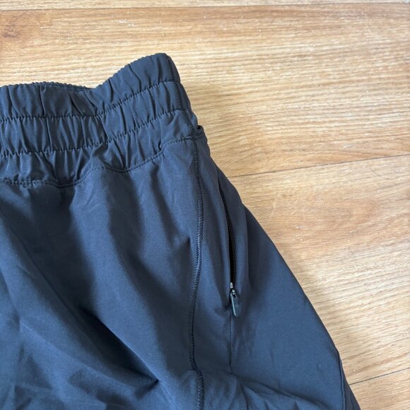 Lululemon Athletic Track That MR Short 5” Lined Black Women’s Size 14 - Picture 4 of 9